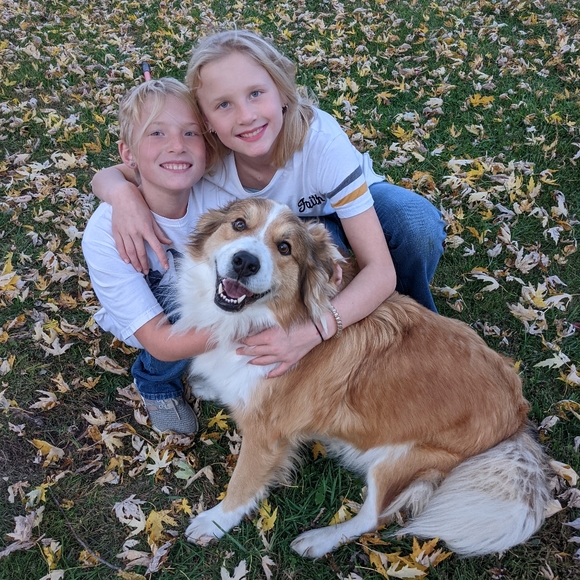 Meet your Posher, Stephanie - Picture 4 of 15